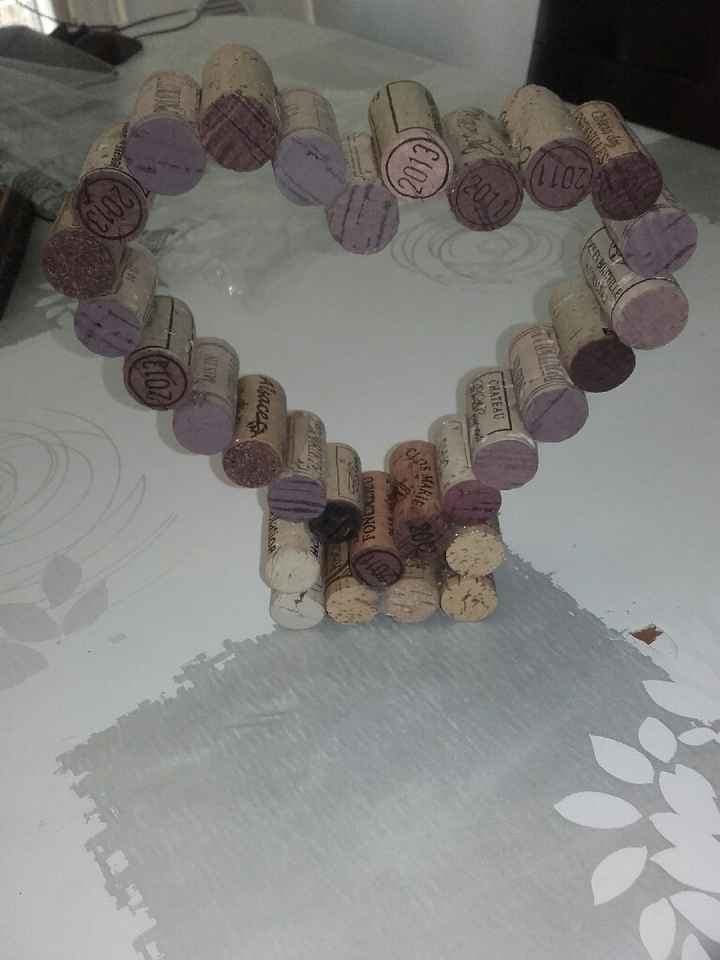 Coeur en bouchons fait par mon fils !! - 1