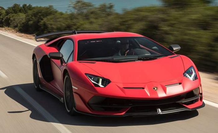 Dans tes rêves les plus fous, quelle voiture tu louerais pour ton jour J ? 2