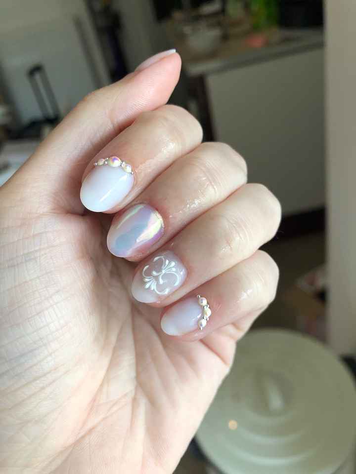 Mes ongles de mariee - 1
