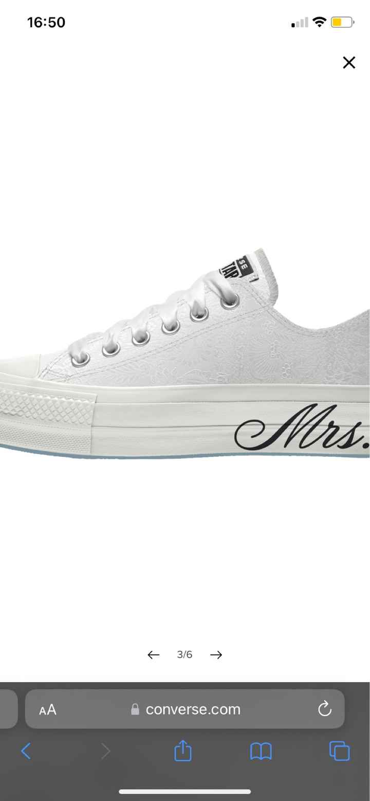 Converses - 3