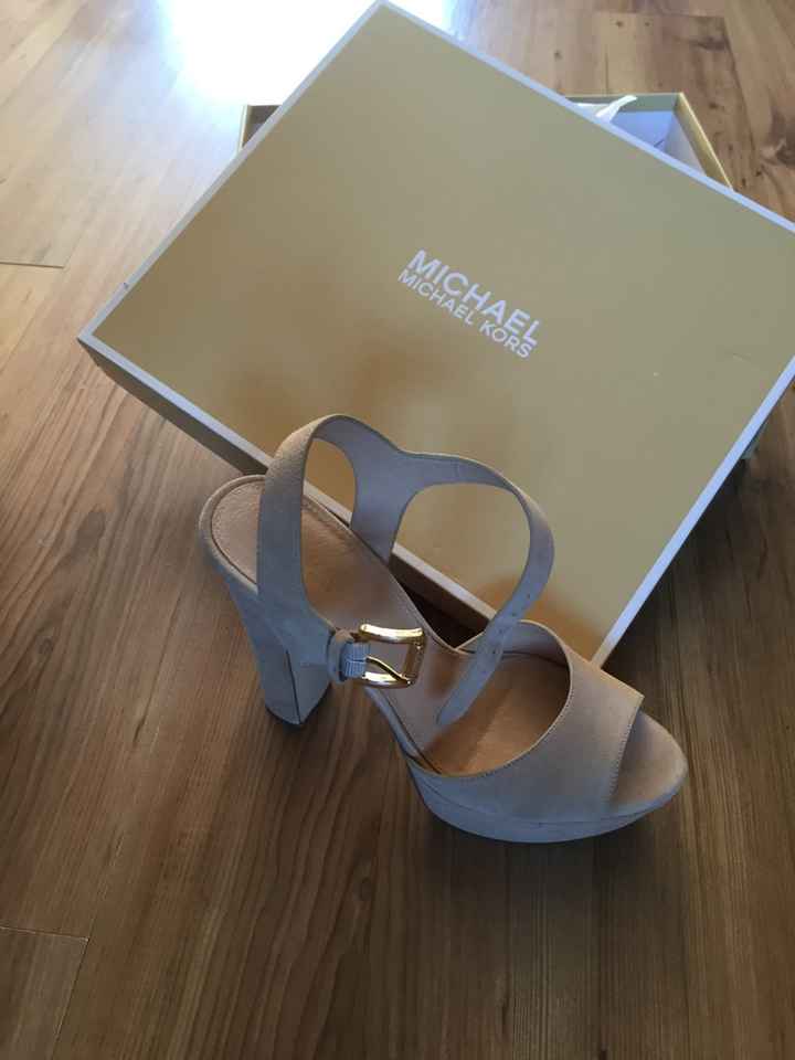 Mes précieuses, de vrai chaussons!!! - 1