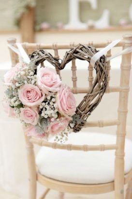 Idées déco bohème chic ton rose pâle blanc 15