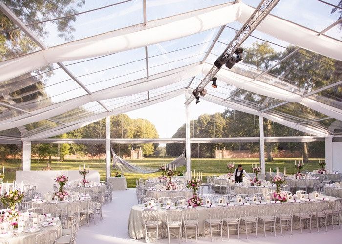 Repas de mariage en extérieur 10