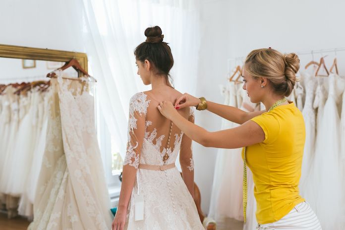 Conseils pour les essayages de robes en boutiques 3