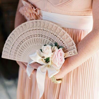 Fleurs pour les femmes du cortège 4