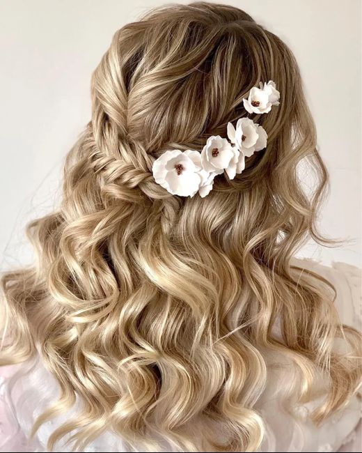 Coiffure mariée cheveux mi-longs 12