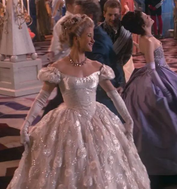 Les robes de mariées dans les séries tv 👰‍♀️ 77