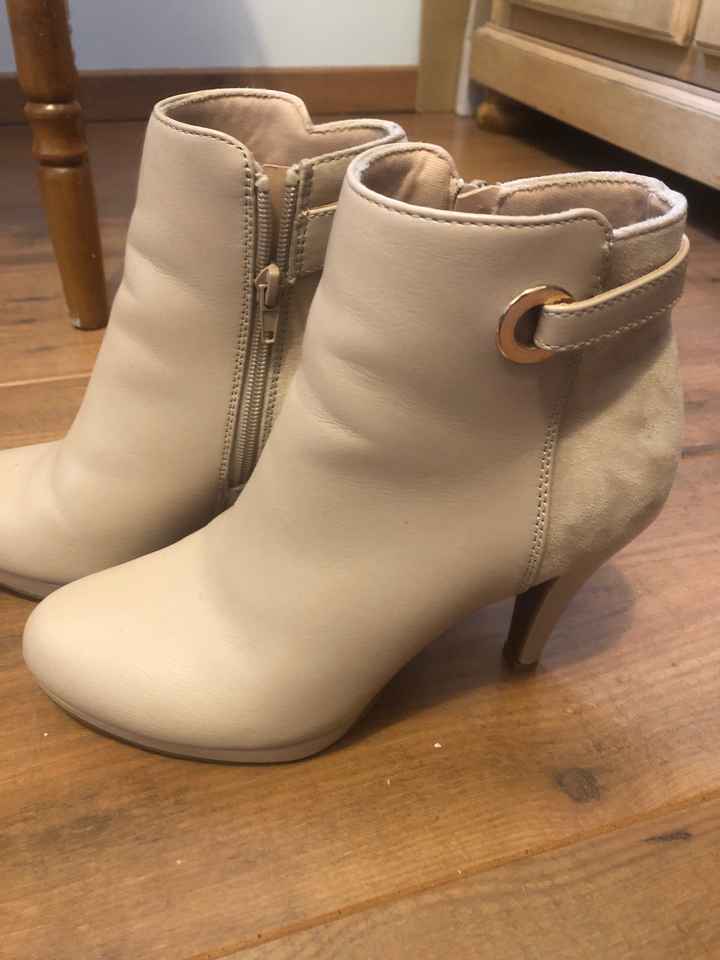 Cherche mes chaussures de mariée - 1