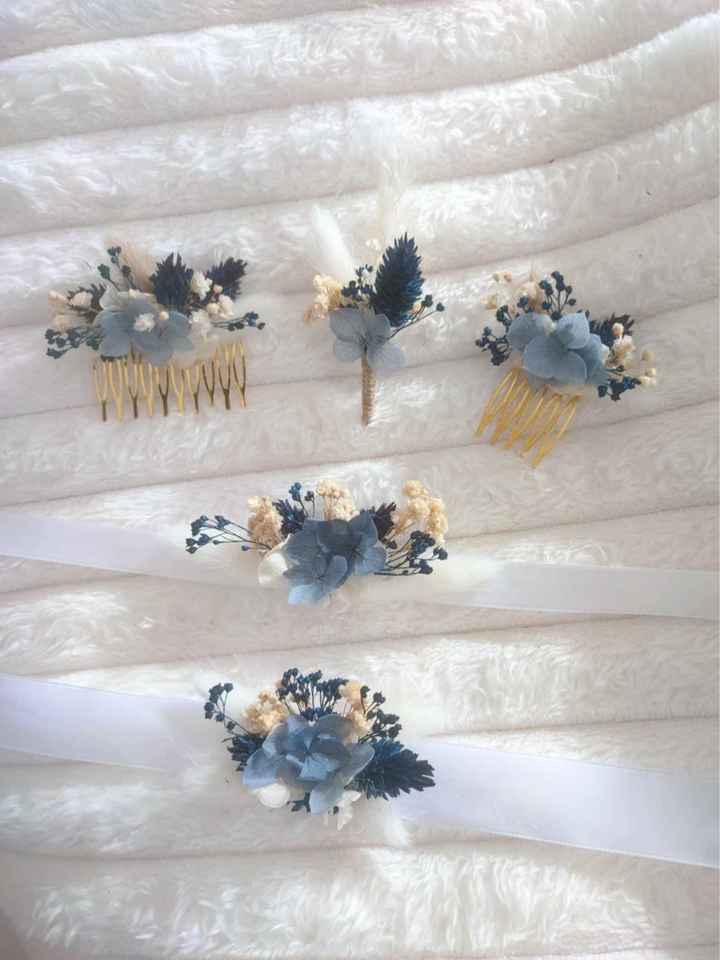 Tenue : boutonnière / accessoires témoin femme (côté marié) ? - 3