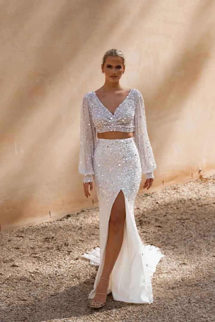 Une tenue de mariée en 2 parties - 13