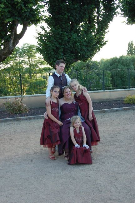 Les mariés et leurs enfants