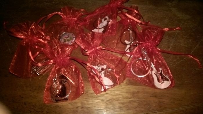 Petits cadeaux... - 1