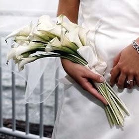 Accessoire essentiel à la tenue de mariée 💐 - 1
