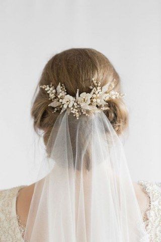 Voile+barrette de fleurs dans les cheveux: c’est trop? - 4