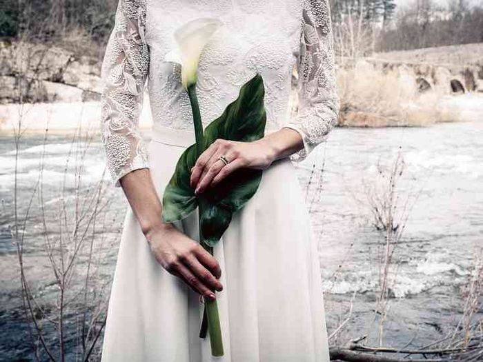 Couleurs bouquet robe Champagne dentelle ivoire - 1
