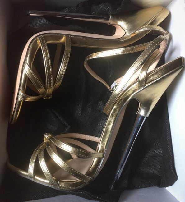 Talons de 17 cm... - 1