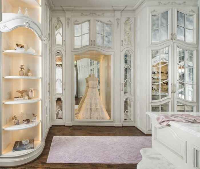 Que faire de sa robe après le mariage : 2. L'exposer - 2