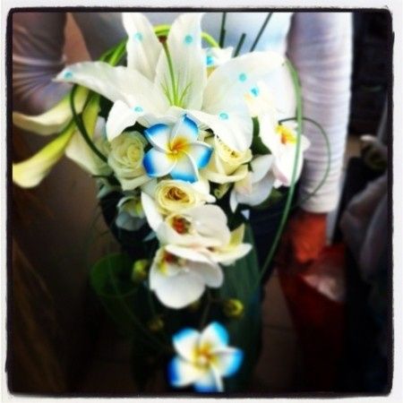 bouquet tombant bleu