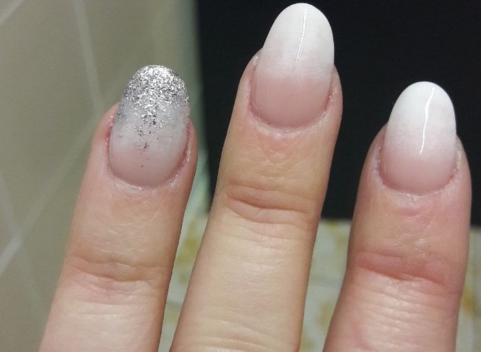 Pose d'ongle - 1