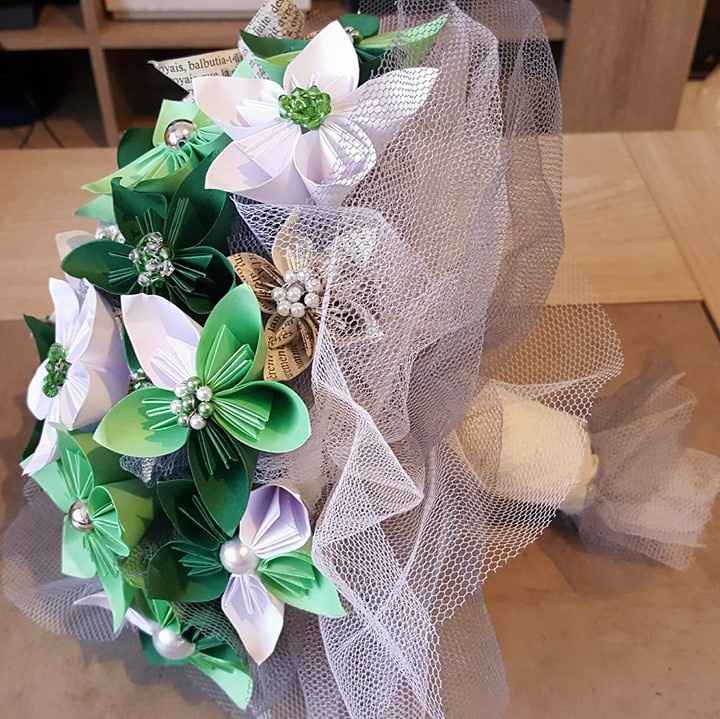 Bouquet origami