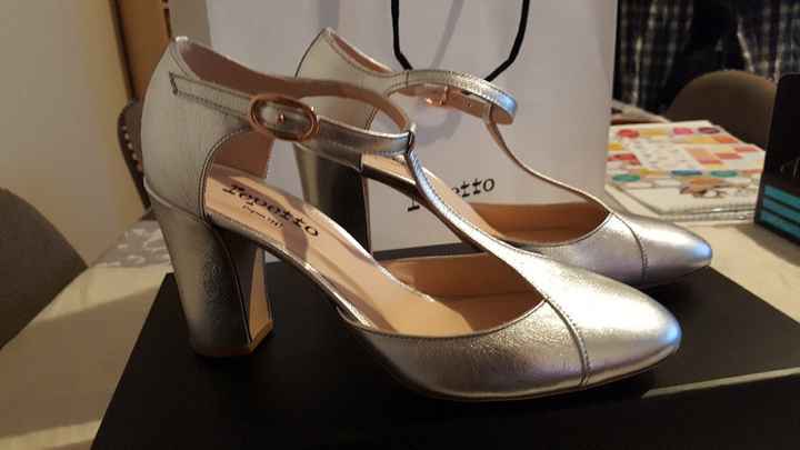  Désespérément à la recherche de mes chaussures 😔 - 1