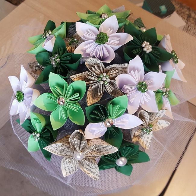 Bouquet origami