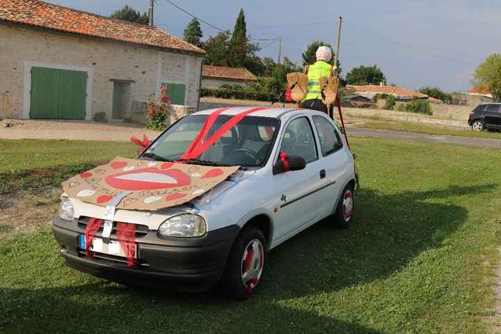 voiture balai