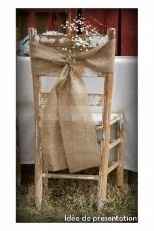 Noeud toile de jute et gypsophile