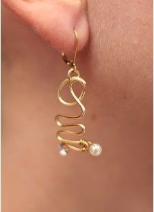 Boucles d'oreille oui