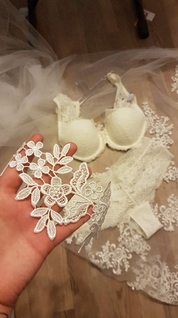  Jarretiere et sous vêtements boudoir de la mariée - 4