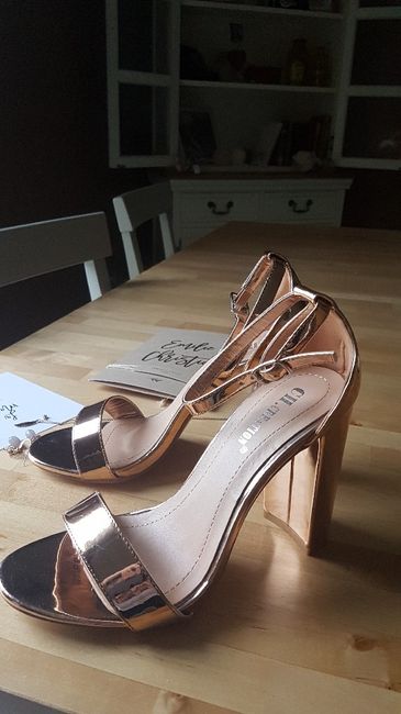  Chaussures et accessoires mairie - 2