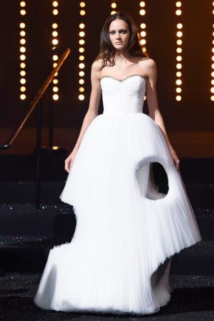 Robe de mariée tendance 1er avril 🐟😂 15