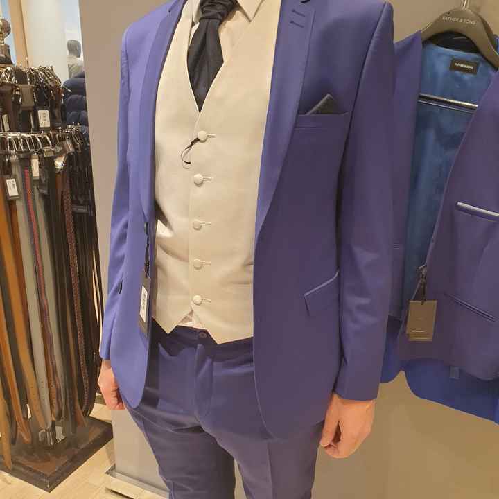 Costume - 1