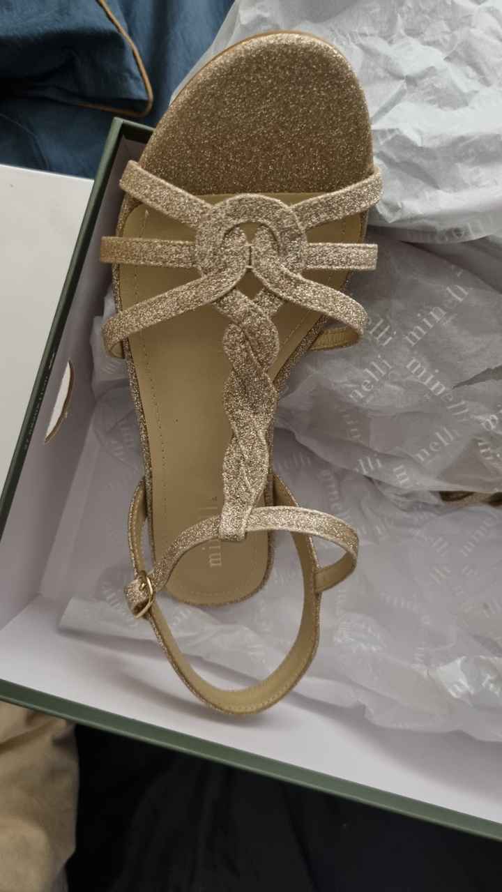 Au secours !!! Je ne trouve pas de chaussures 😱 - 1