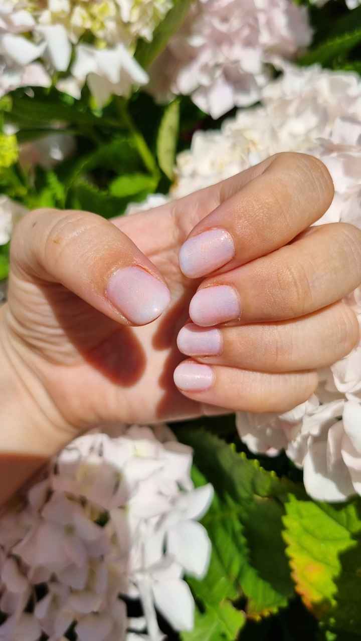 Essai manucure 🌸 - 2