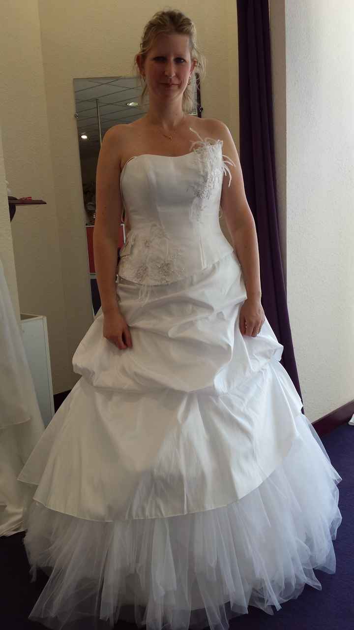 Essayage de robes : faut-il prendre rdv ? Et dans combien de magasins ? - 1