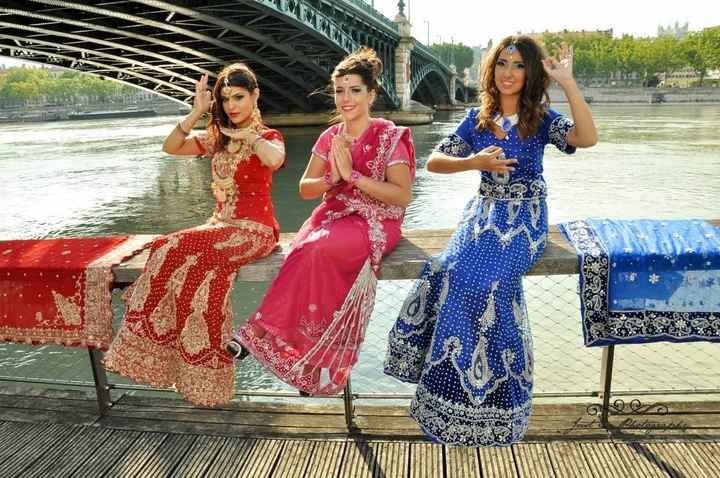 3 variétés  - tenues indiennes