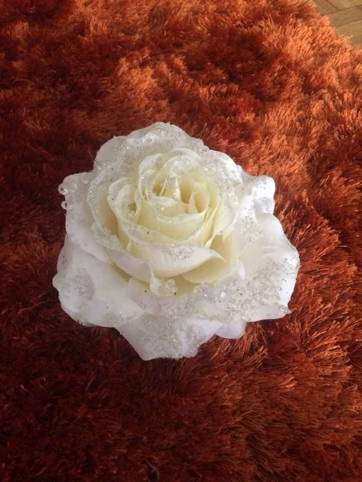 Rose blanche artificielle - 1