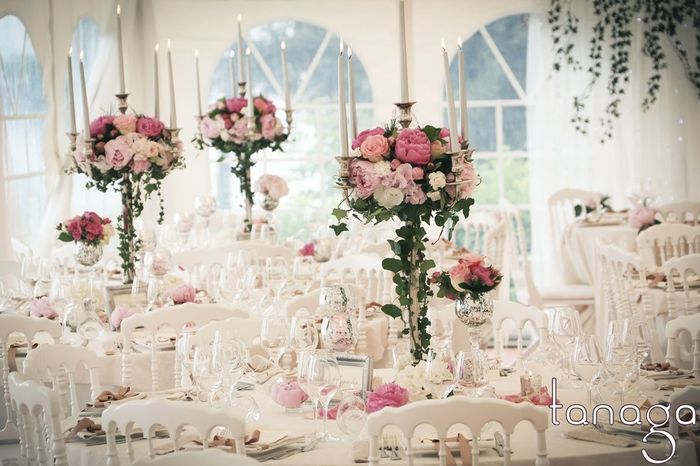 Décoration florale chandelier 