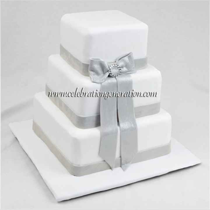 URNE EN FORME DE WEDDING CAKE