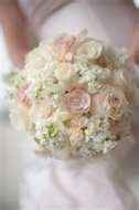 Idée bouquet rose pâle et blanc rond