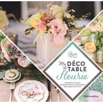 Livre déco table fleurie