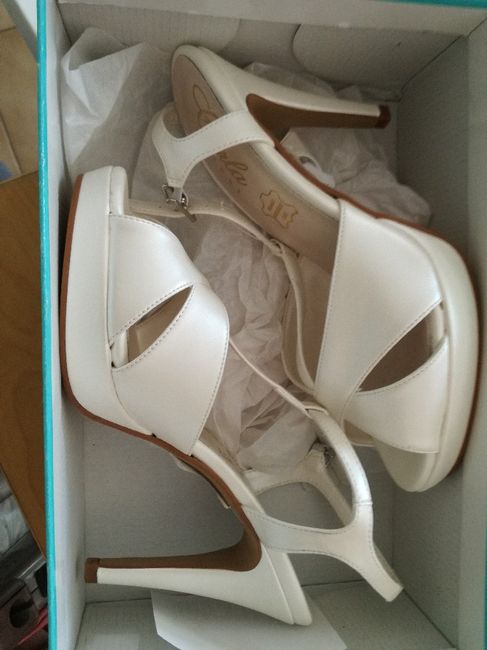 Mes chaussures enfin 😄😄😄😄 - 1