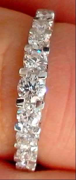 alliance diamants sertie griffes