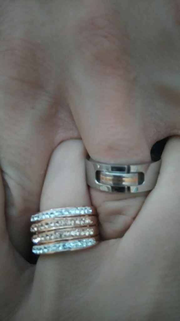 Avez-vous publié une photo de votre bague de fiançailles ? - 1
