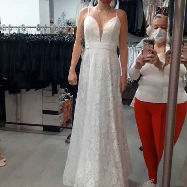 Robe trouvée : regardez-vous la nouvelle collection ? - 1