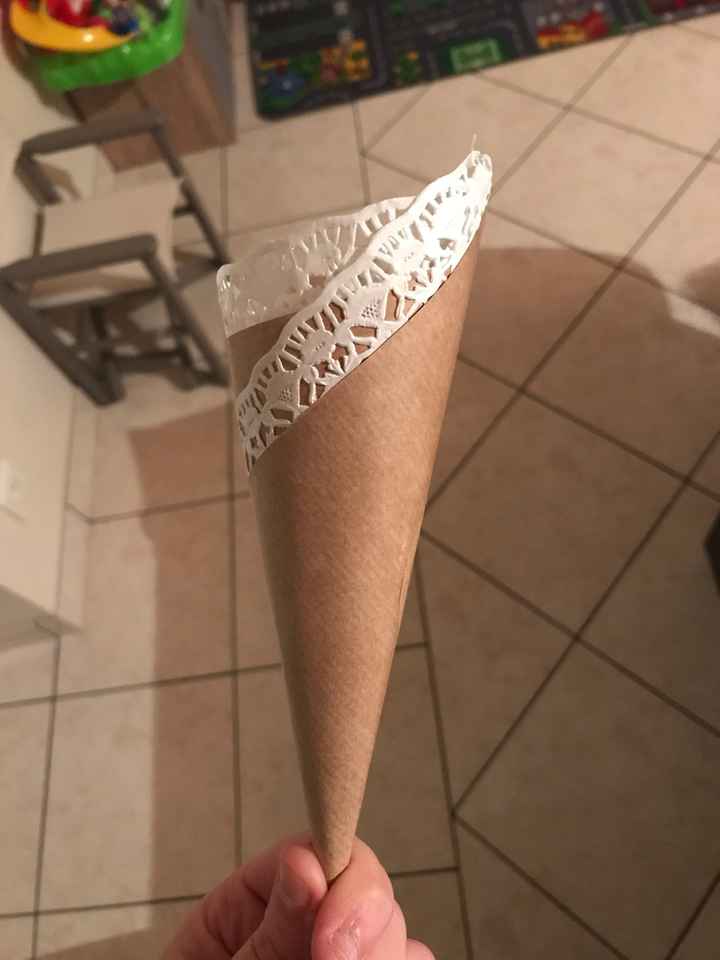 Cornet lavande sortie d’eglise - 1