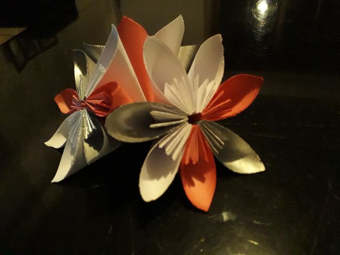  Qui a pour theme rouge et blanc - 2
