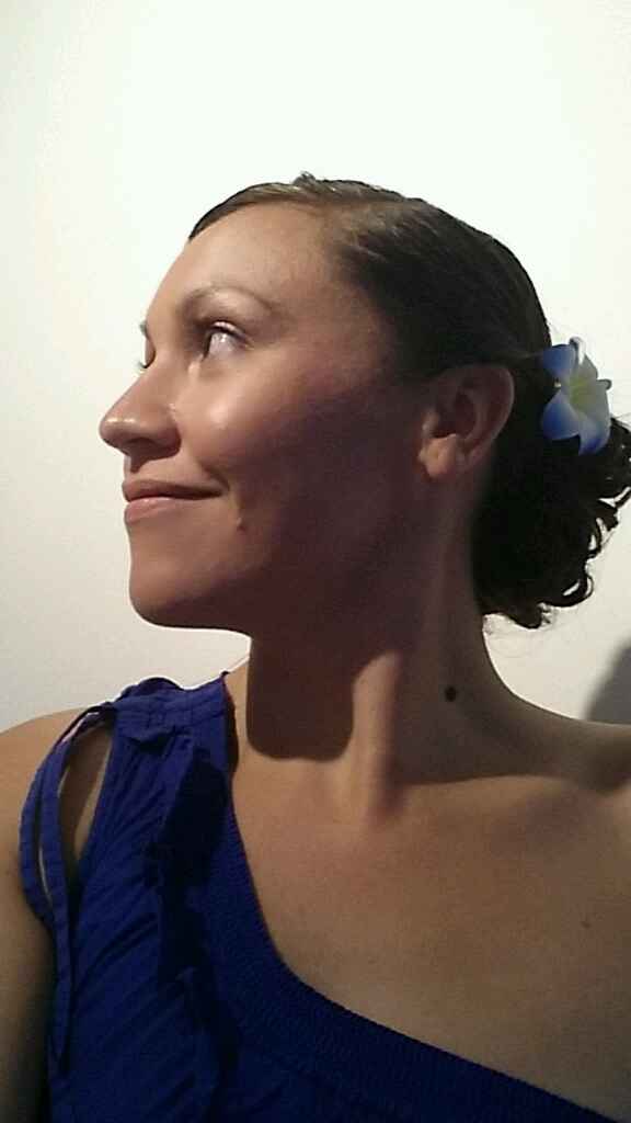 Essai coiffure :quelle fleur? - 1