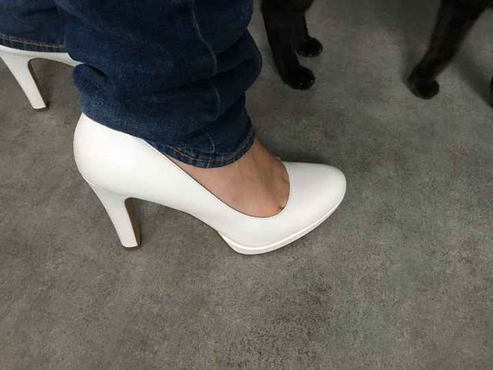 Vos chaussures ! - 1